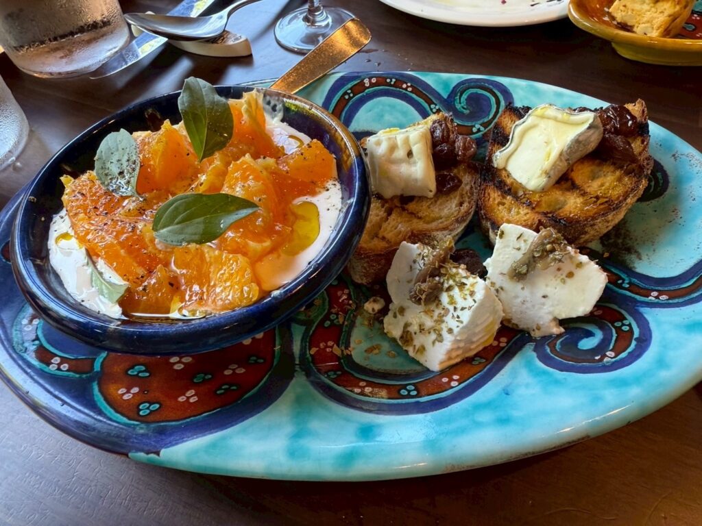 ストラチャテッラ チーズとクリームのイメージ