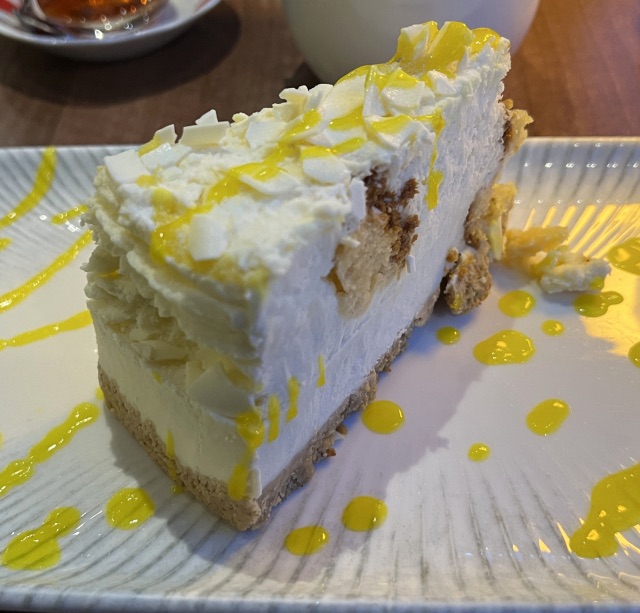 レアチーズケーキとレモンシロップ｜爽やかで口どけの良い手作りスイーツ