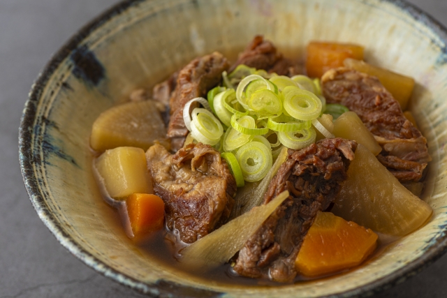 牛すじの煮込み｜とろとろに煮込んだ牛すじと味噌だれの家庭料理