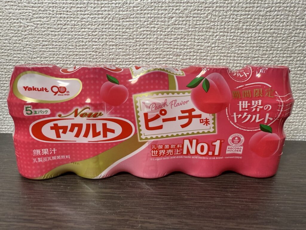 Newヤクルト ピーチ味5本パックの乳酸菌飲料パッケージ