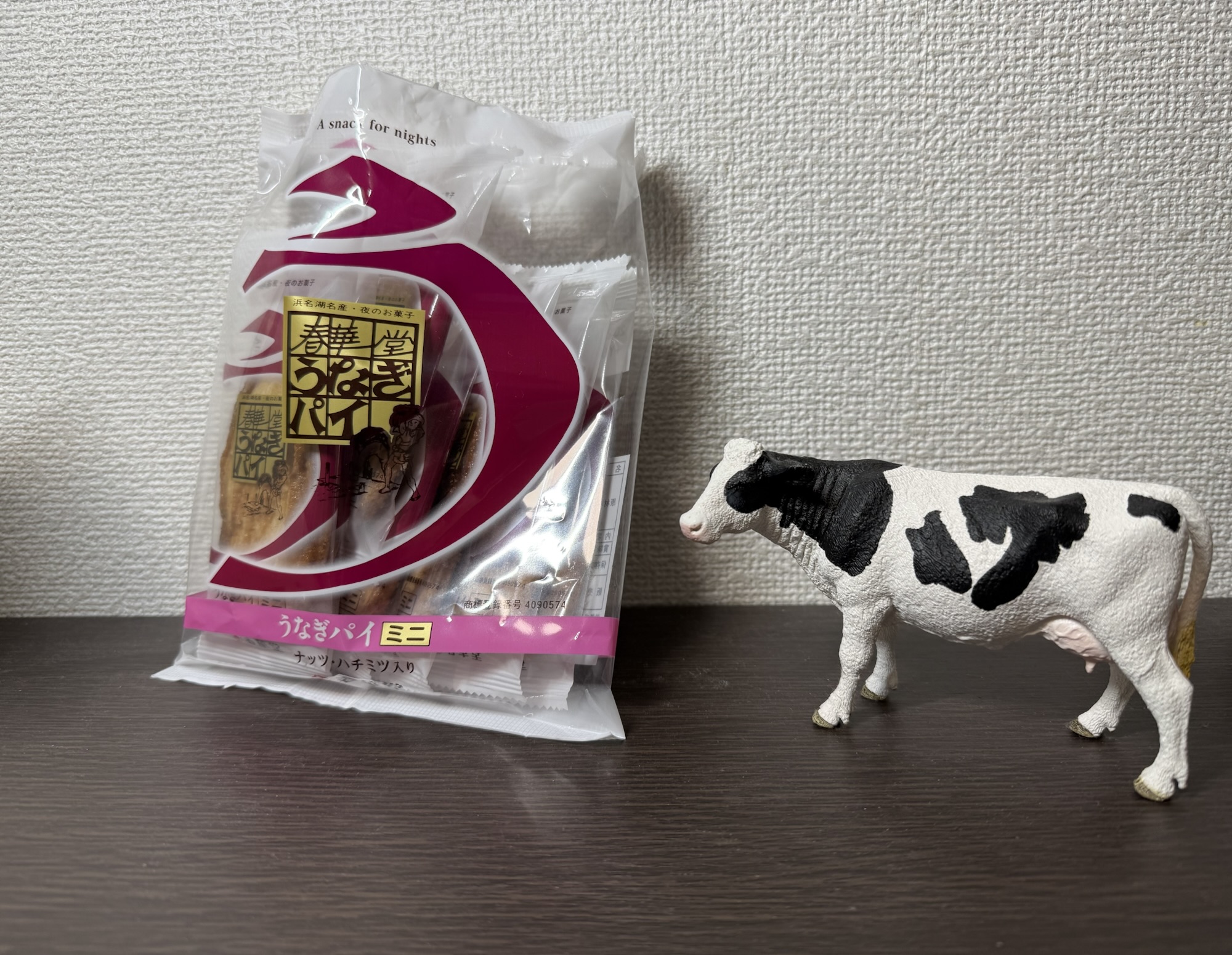 うなぎパイの断面とパッケージ：酪農家が解説するバターとサクサク食感の秘密