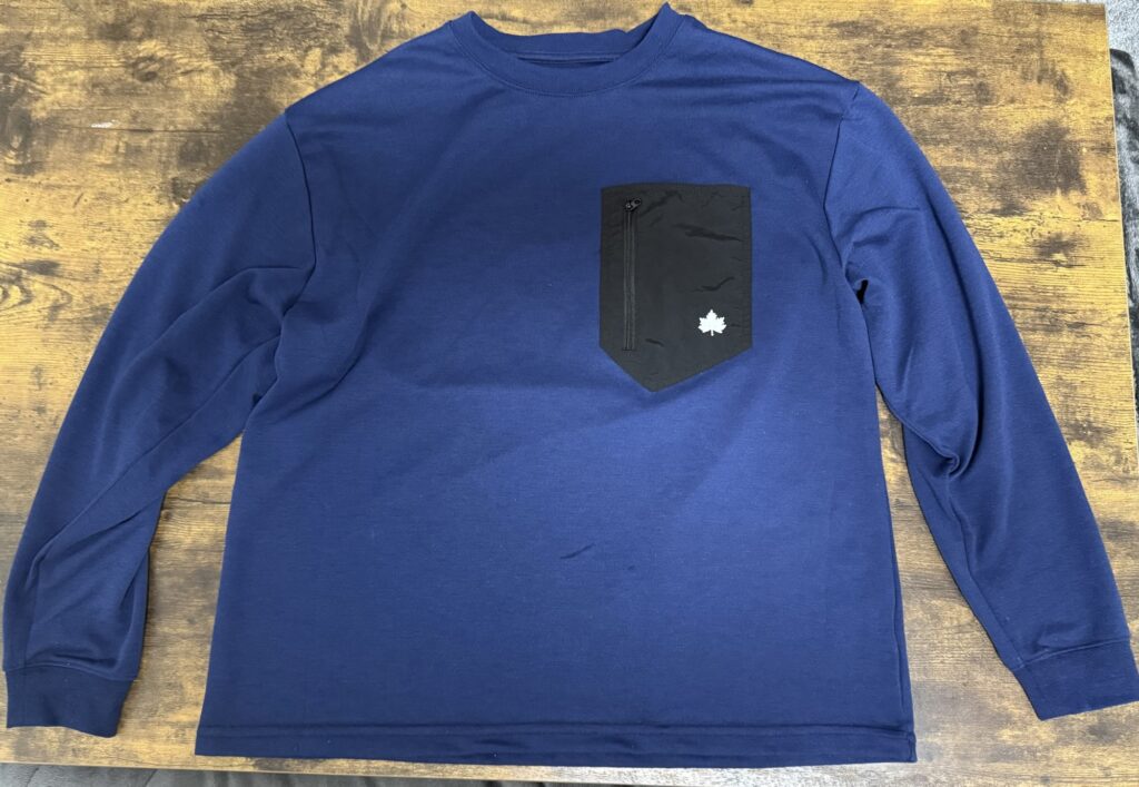 ロゴスのネイビー長袖リカバリーウェアの疲労回復向けウェア