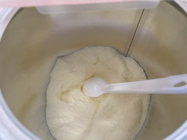 フォローアップミルク 幼児期の栄養補助用ミルク飲料