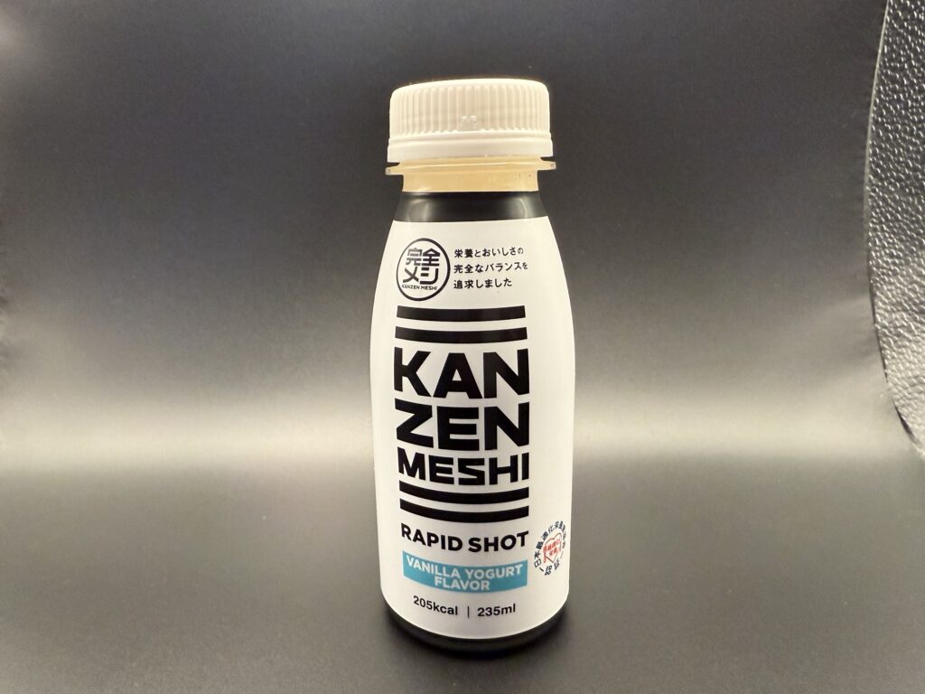 完全メシ RAPID SHOT バニラヨーグルト｜手軽に栄養補給できる完全栄養ドリンク