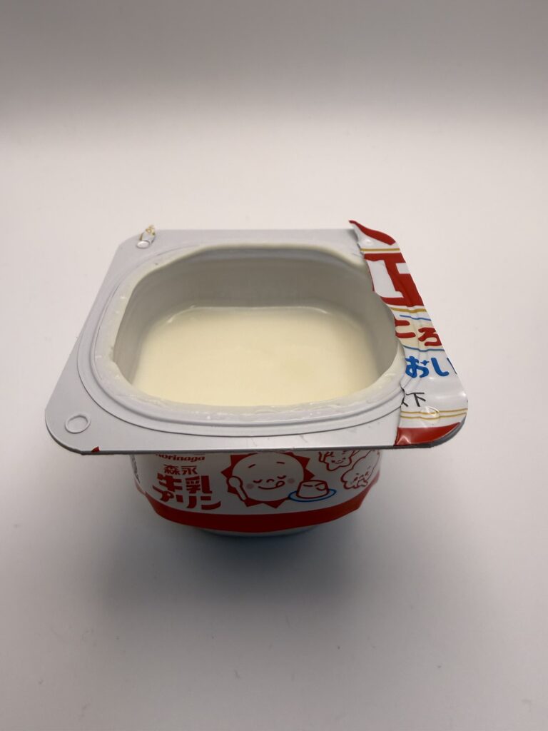 森永牛乳プリンの中身と白いプリンの質感